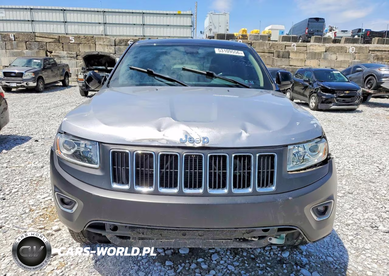 2015 Jeep Grand Cherokee Laredo VIN:1C4RJEAG1FC217481 - 5