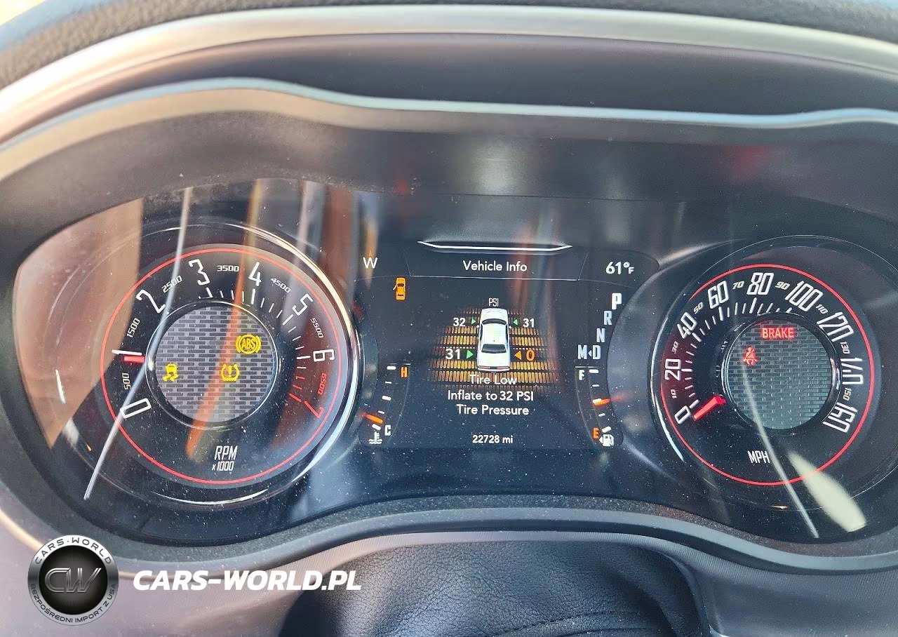 2022 Dodge Challenger Sxt VIN:2C3CDZAG3NH123994 - 9