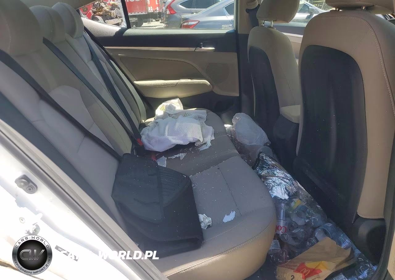 2019 Hyundai Elantra Sel VIN:5NPD84LF2KH480727 - 10