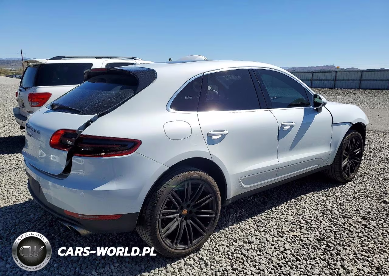 2018 Porsche Macan S VIN:WP1AB2A56JLB35910 - 3