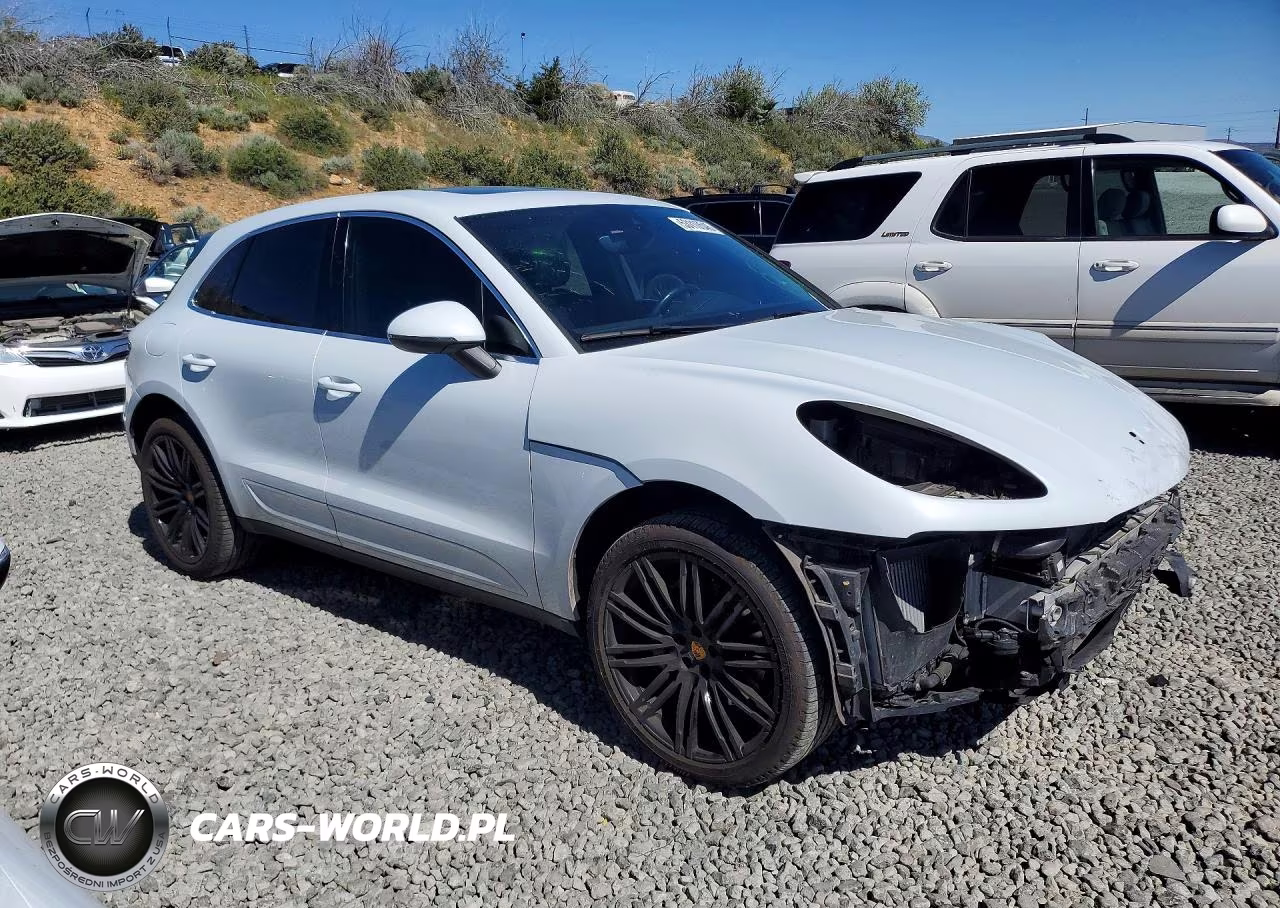 2018 Porsche Macan S VIN:WP1AB2A56JLB35910 - 4