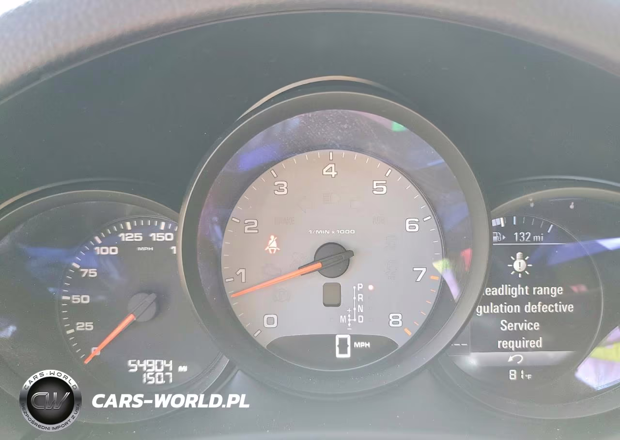 2018 Porsche Macan S VIN:WP1AB2A56JLB35910 - 9