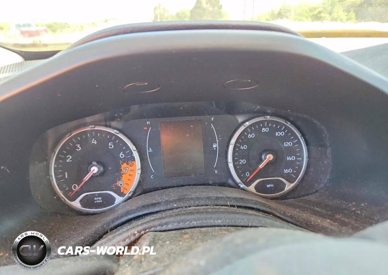 2016 Jeep Renegade Latitude VIN:ZACCJABT2GPD91664 - 9