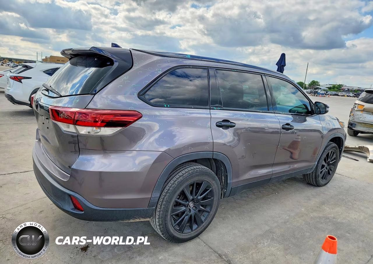 2019 Toyota Highlander Se VIN:5TDKZRFH8KS316519 - 3