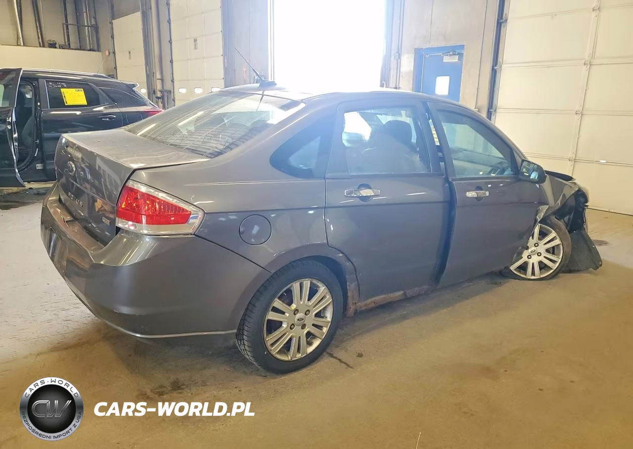 2010 Ford Focus Sel VIN:1FAHP3HN5AW264142 - 3