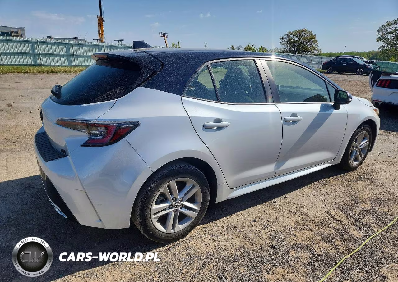 2021 Toyota Corolla Hatchback Se VIN:JTND4MBE1M3110027 - 3