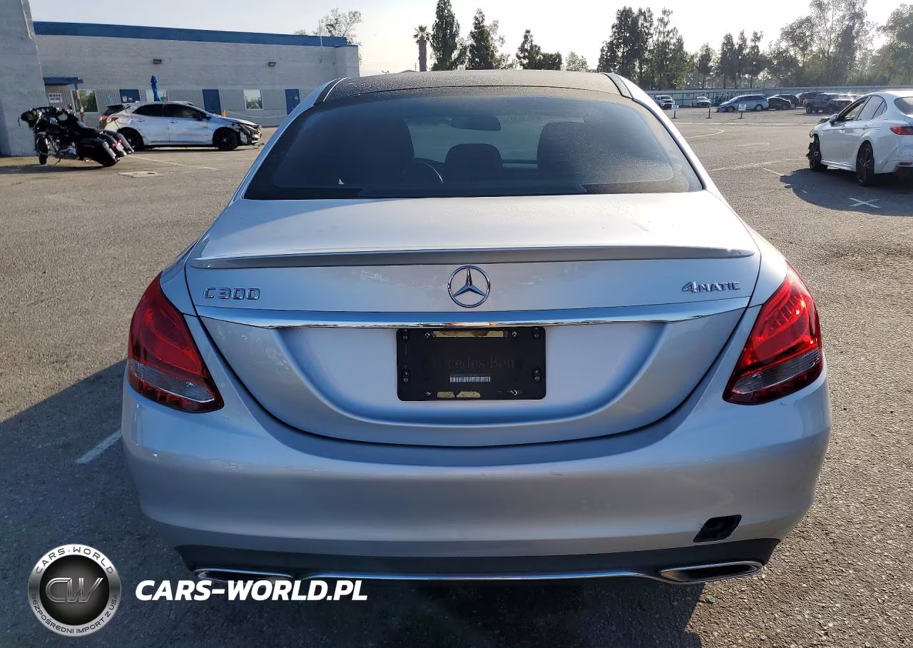 2016 Mercedes-Benz C 300 4Matic VIN:55SWF4KB4GU146748 - 6