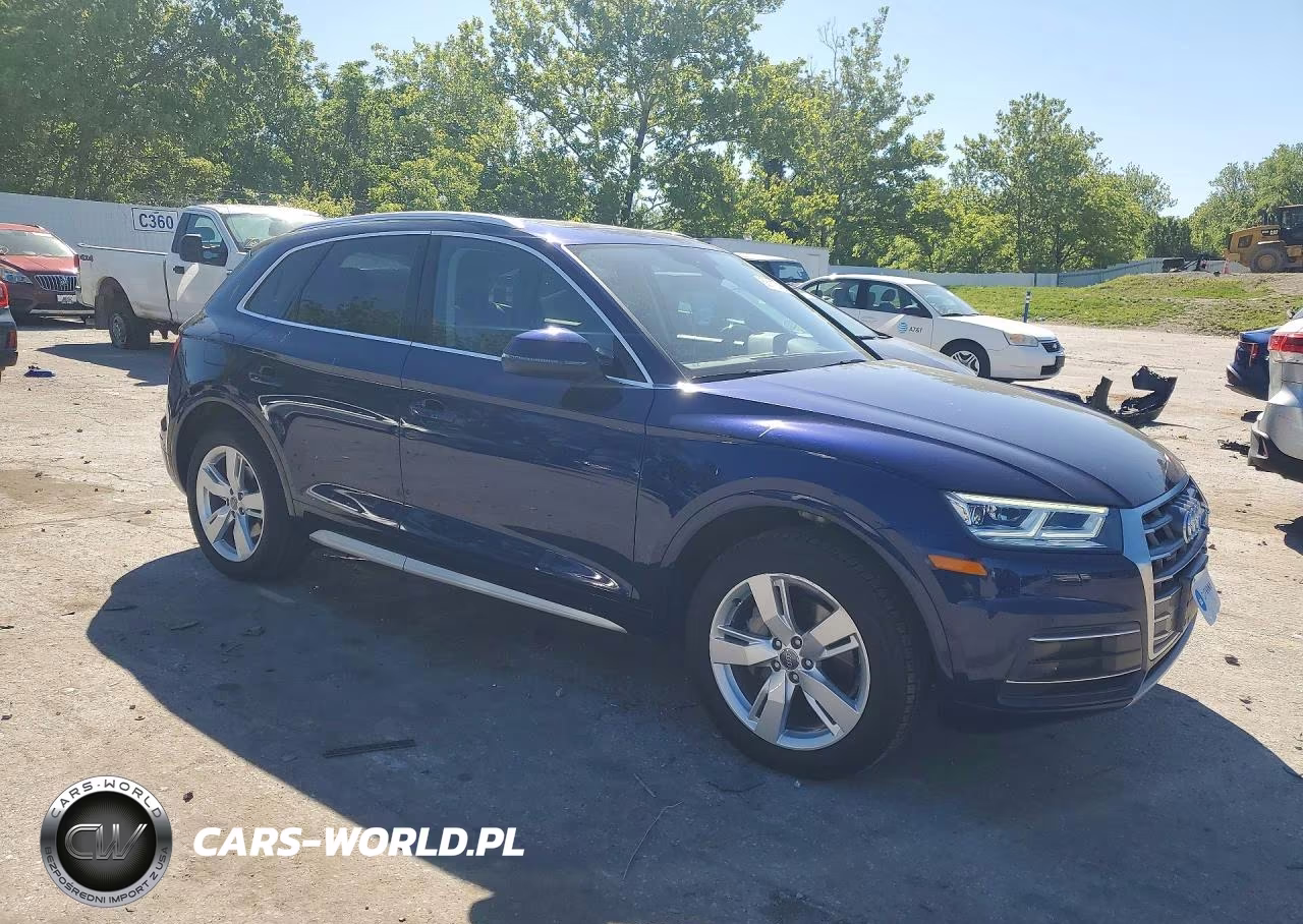 2018 Audi Q5 Premium Plus VIN:WA1BNAFY5J2201941 - 4