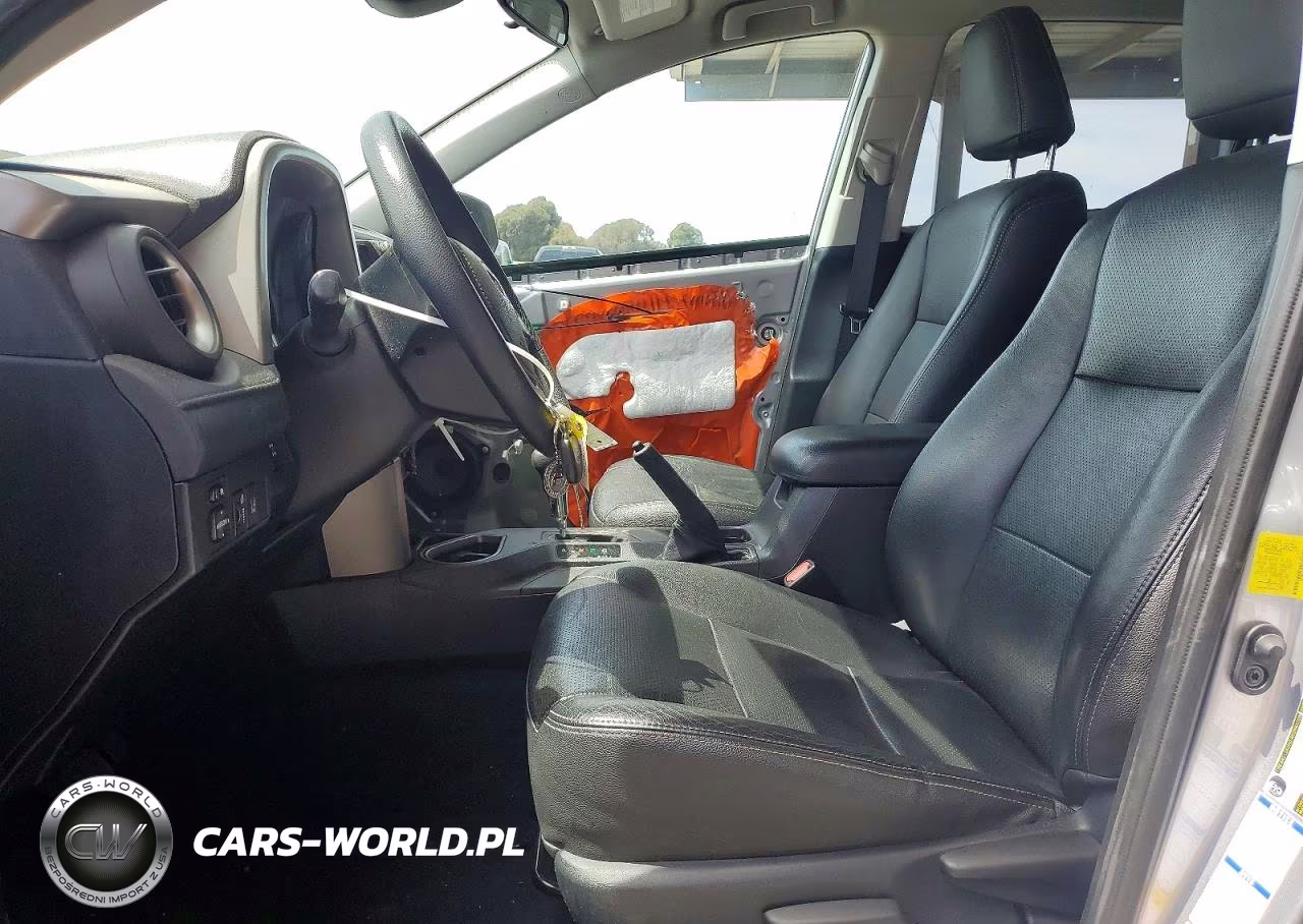 2017 Toyota Rav4 Le VIN:2T3BFREV9HW631823 - 7