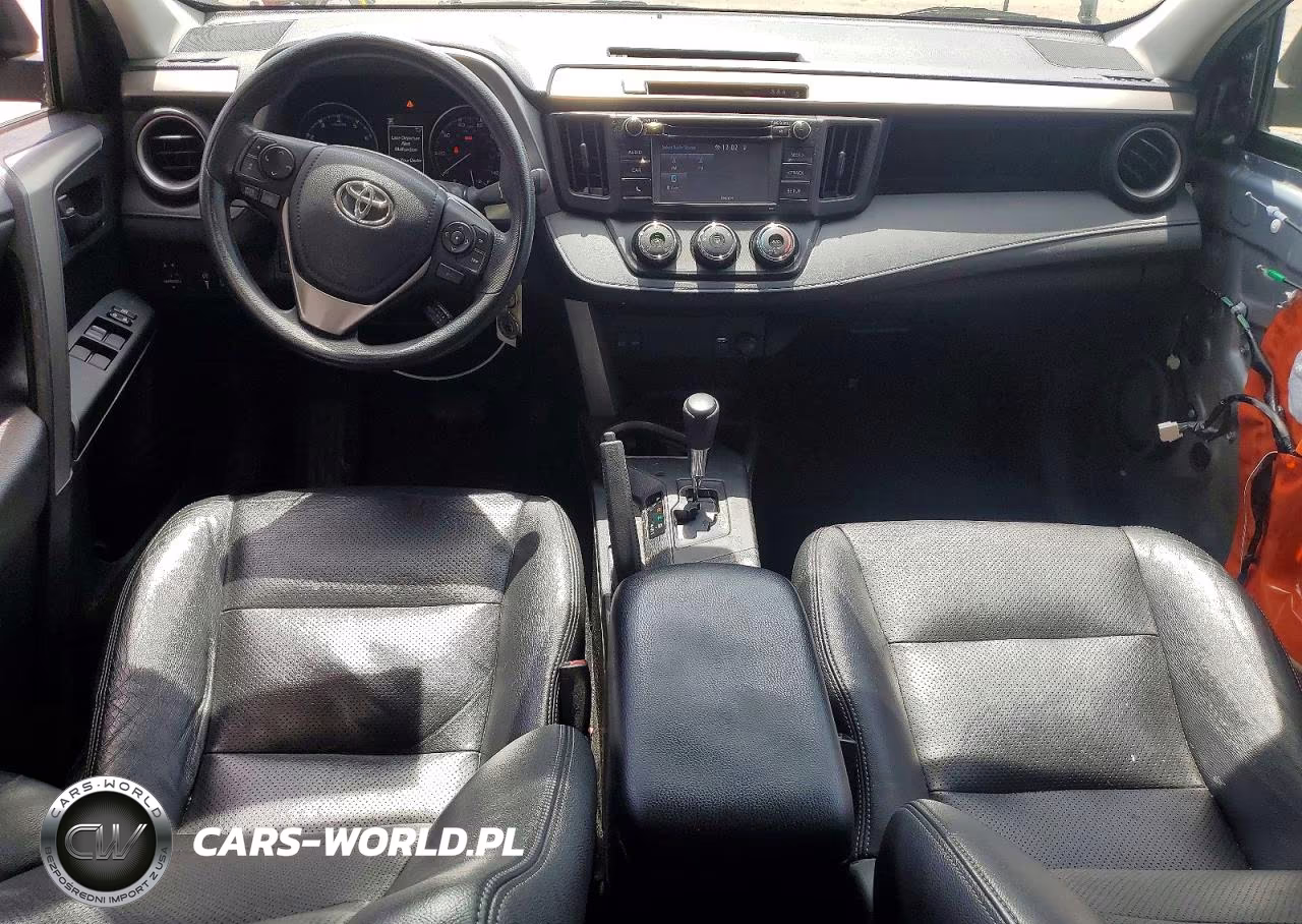 2017 Toyota Rav4 Le VIN:2T3BFREV9HW631823 - 8