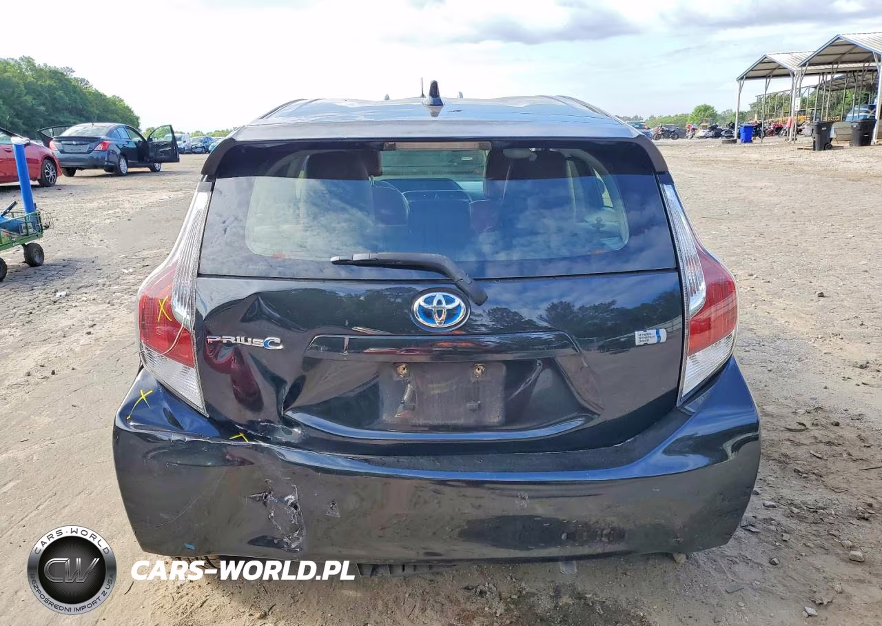 2015 Toyota Prius C Two VIN:JTDKDTB30F1583520 - 6