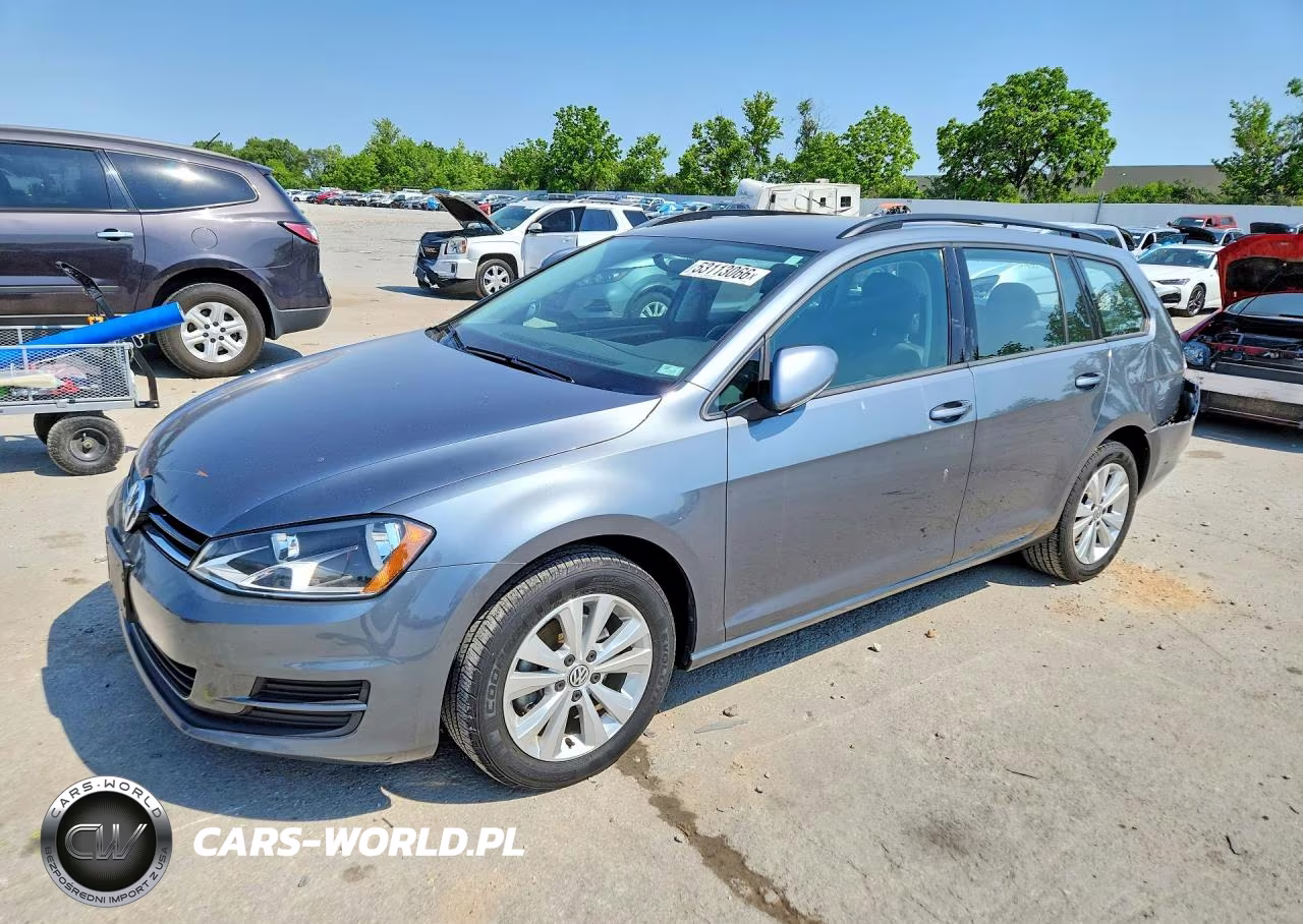 2017 Volkswagen Golf Sportwagen S – zdjęcie 1 z 12