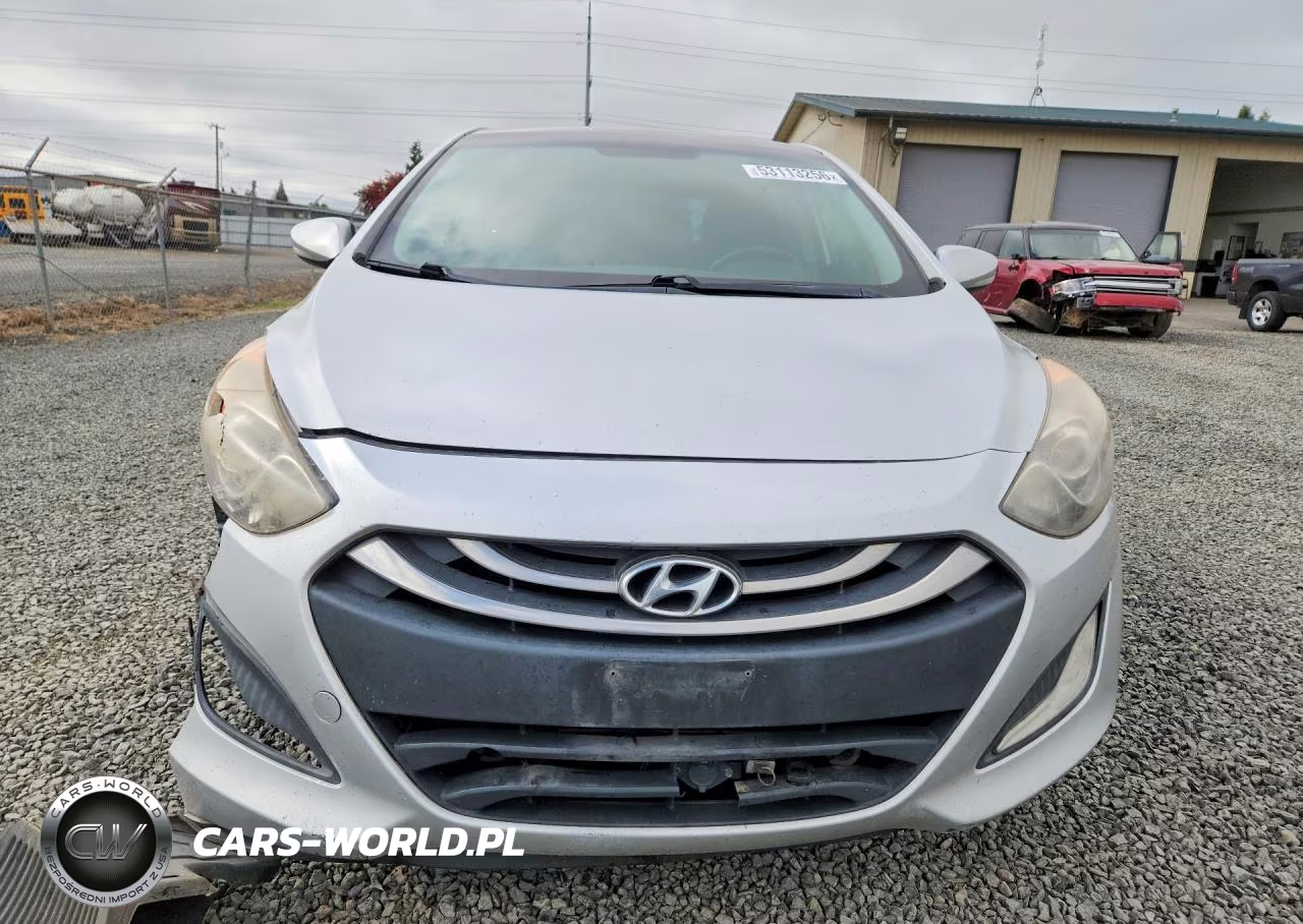 2013 Hyundai Elantra Gt Base VIN:KMHD35LE8DU047896 - 5