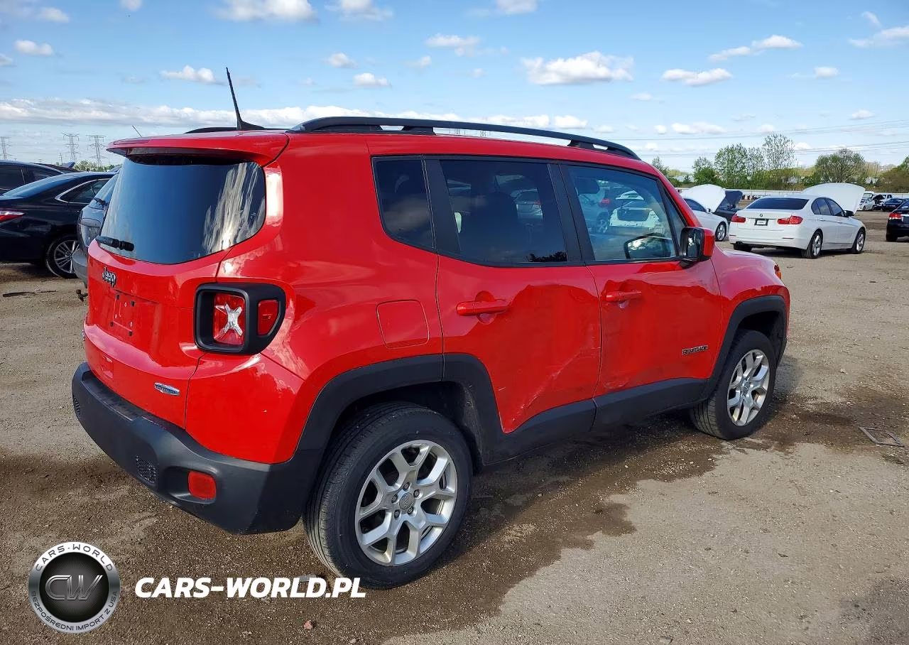 2018 Jeep Renegade Latitude VIN:ZACCJBBB9JPJ45888 - 3