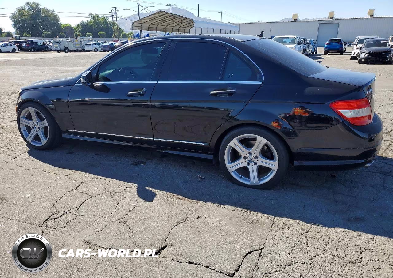 2010 Mercedes-Benz C 300 VIN:WDDGF5EB1AF424814 - 2