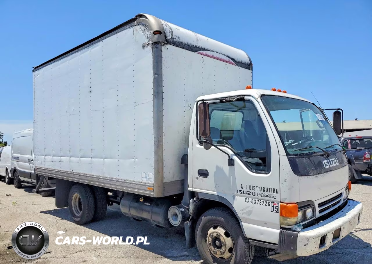2005 Isuzu Npr Box Truck – zdjęcie 1 z 10