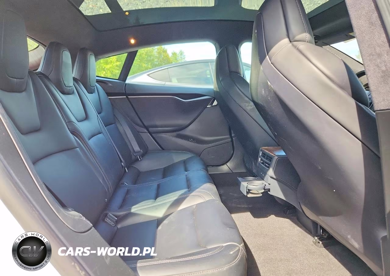 2019 Tesla Model S VIN:5YJSA1E27KF343804 - 11