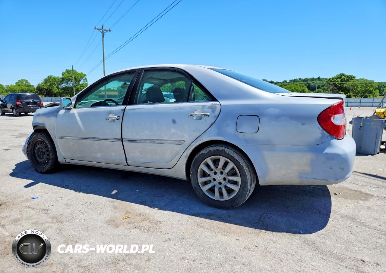 2003 Toyota Camry Le VIN:4T1BE32K83U149419 - 2