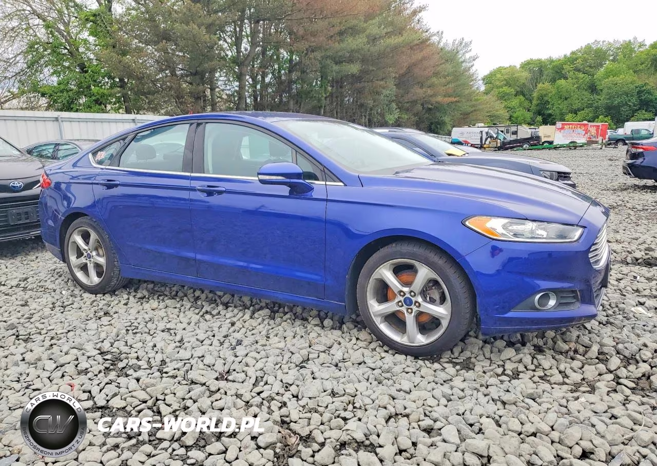 2015 Ford Fusion Se VIN:1FA6P0HD1F5104740 - 4