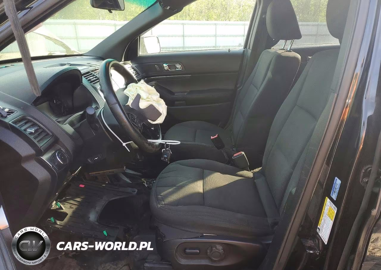 2016 Ford Explorer Police Interceptor VIN:1FM5K8AR1GGC41915 - 7