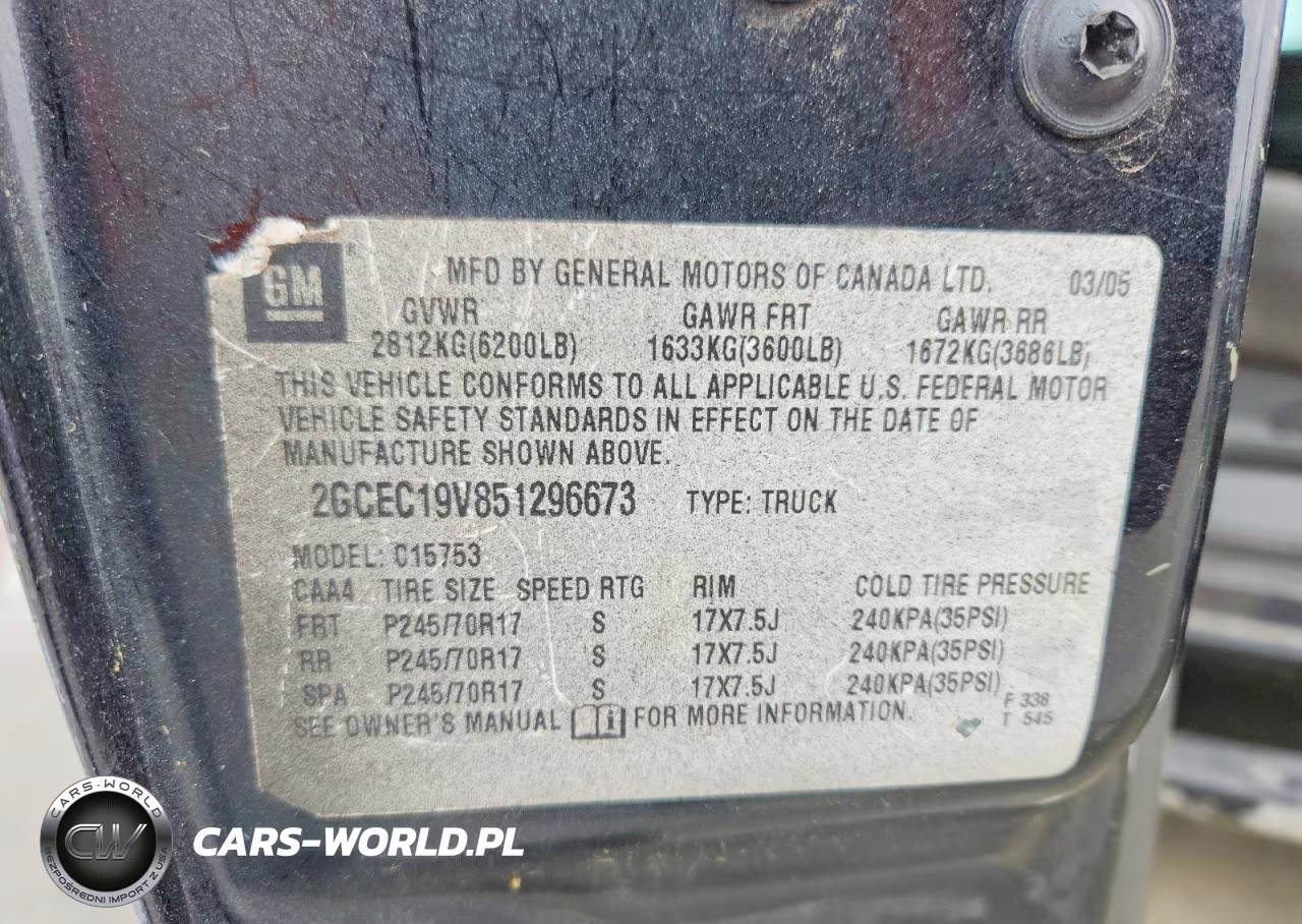 2005 Chevrolet Silverado C1500 VIN:2GCEC19V851296673 - 12