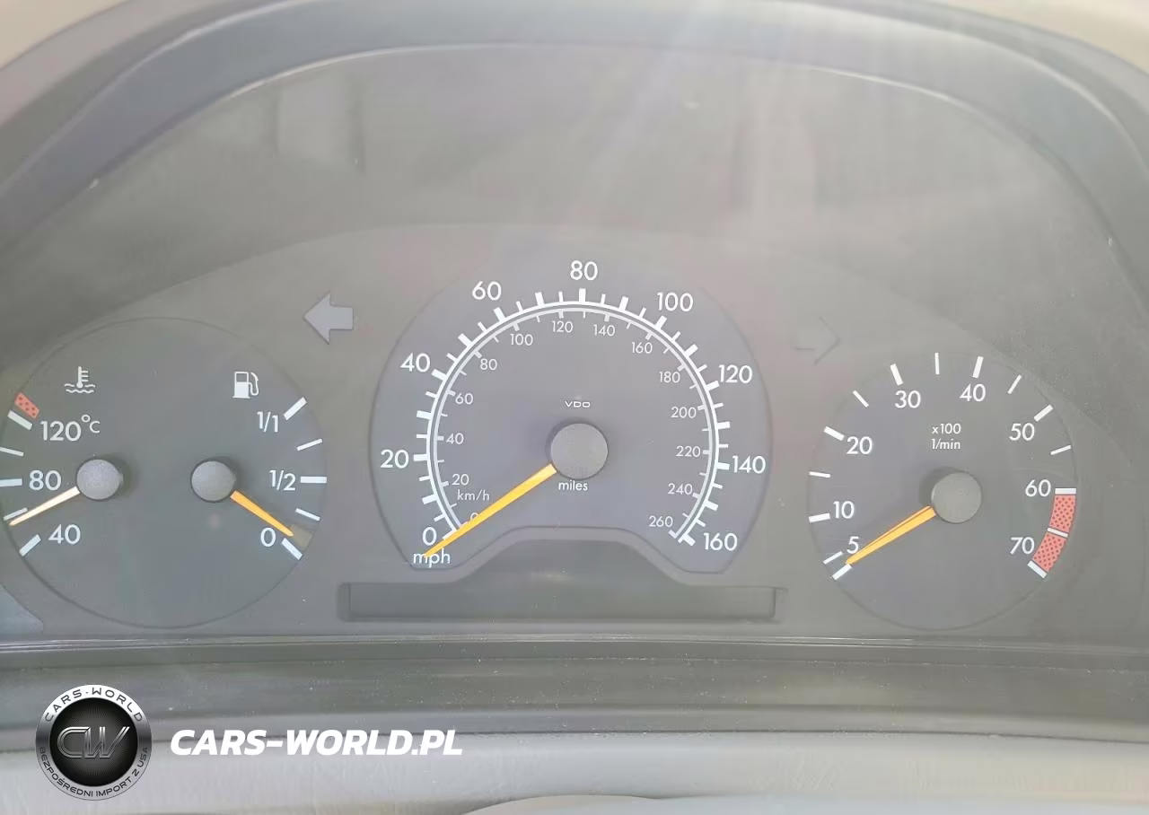 1999 Mercedes-Benz Clk 320 VIN:WDBLK65G1XT014741 - 9