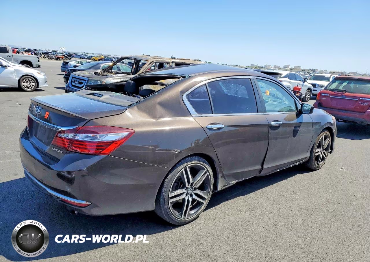 2016 Honda Accord Sport VIN:1HGCR2F5XGA127958 - 3