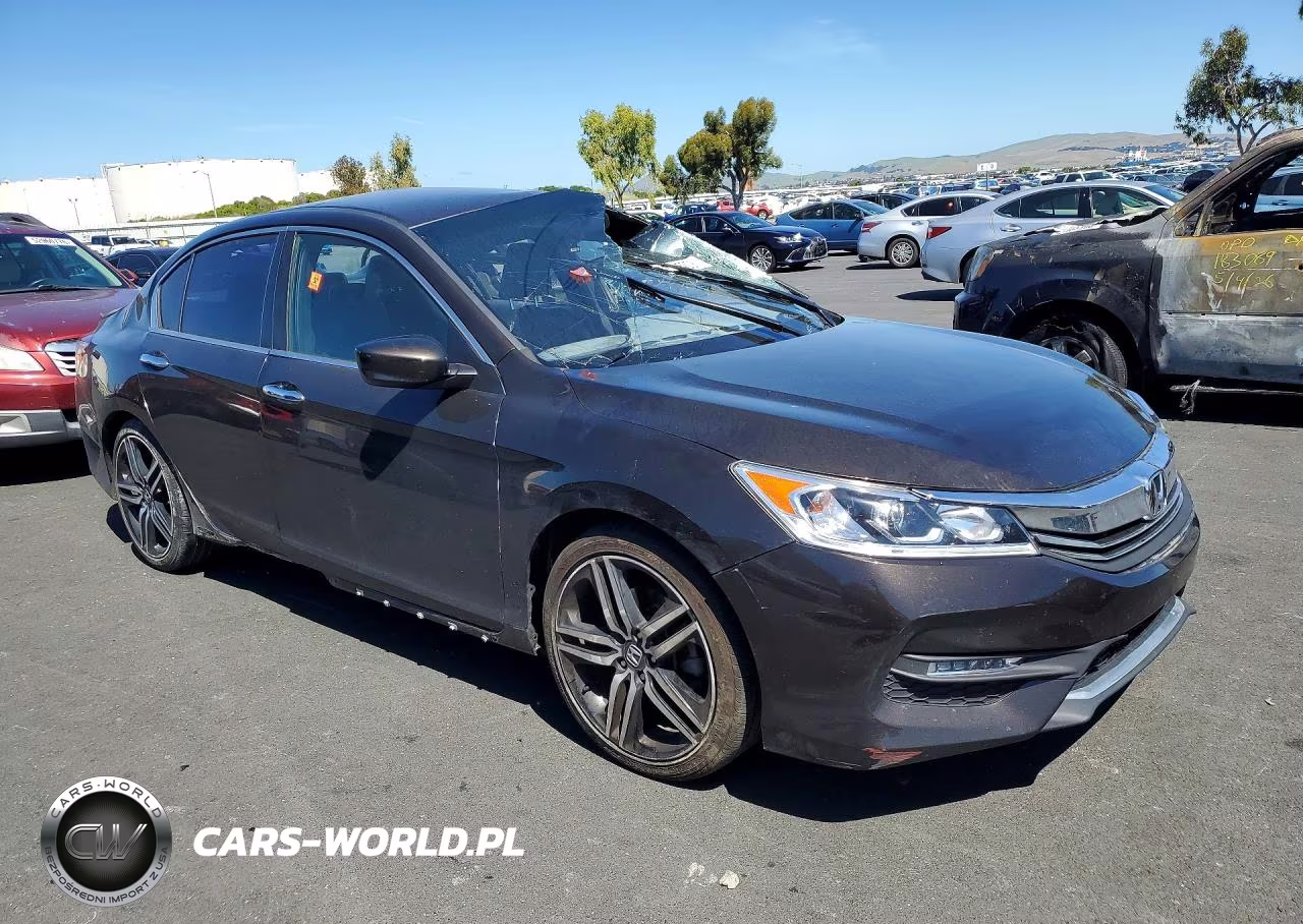 2016 Honda Accord Sport VIN:1HGCR2F5XGA127958 - 4