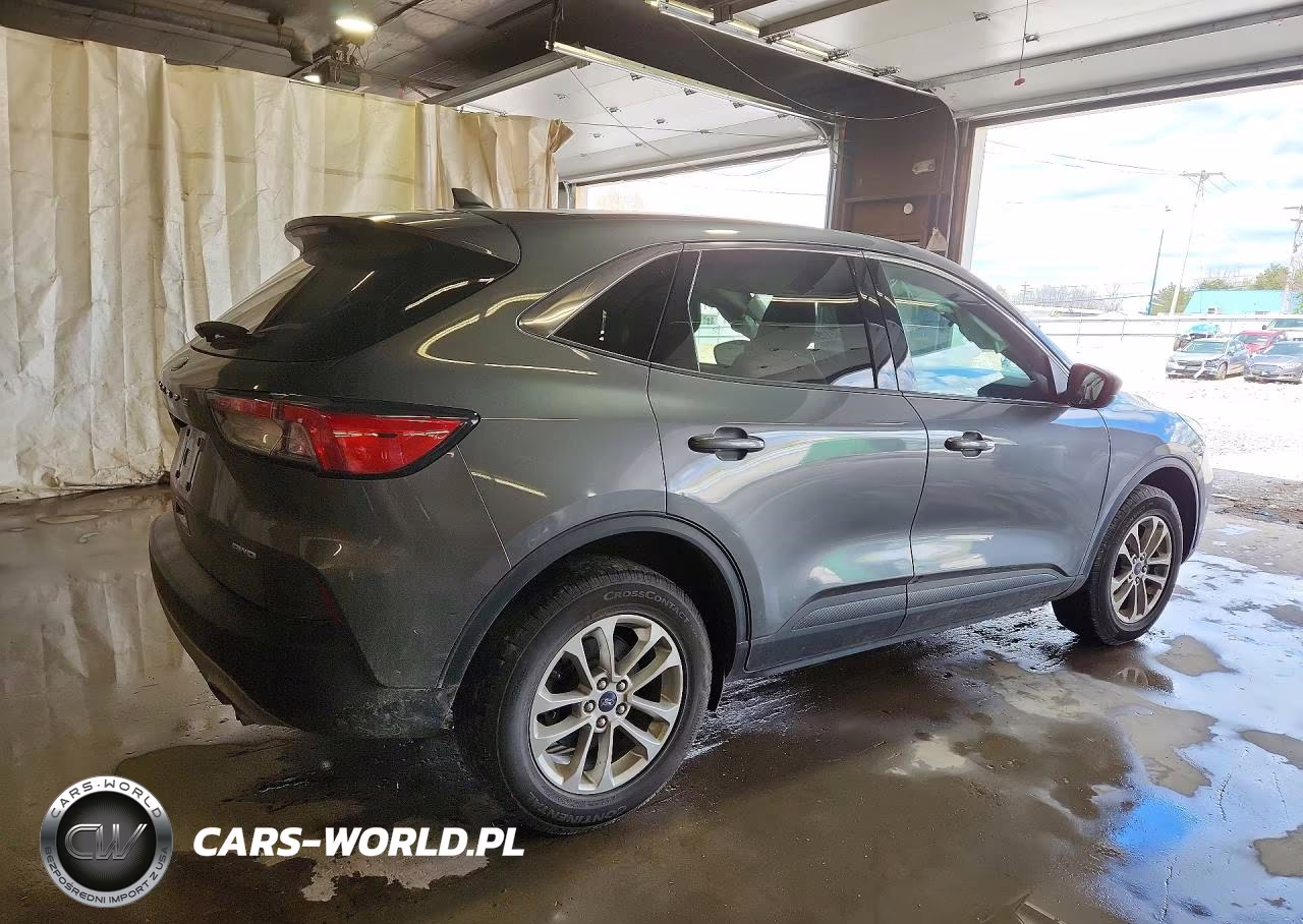 2022 Ford Escape Se VIN:1FMCU9G61NUA57531 - 3