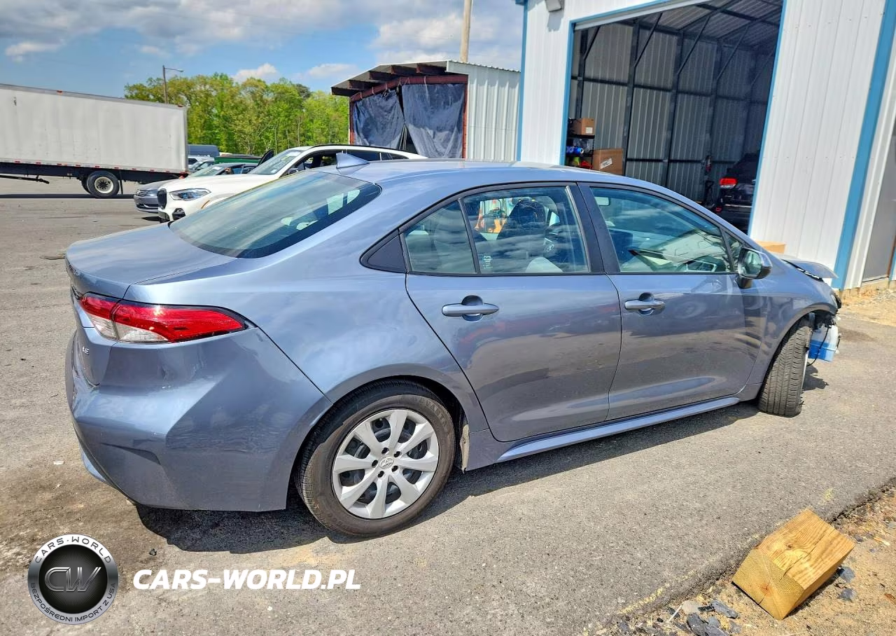 2022 Toyota Corolla Le VIN:5YFEPMAE0NP339518 - 3