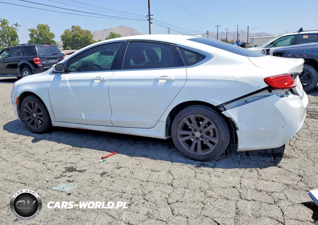 2015 Chrysler 200 Limited VIN:1C3CCCAB9FN674993 - 2