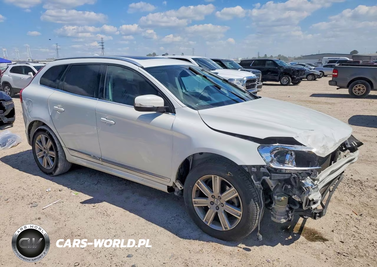 2017 Volvo Xc60 T5 Inscription VIN:YV440MRU0H2000821 - 4