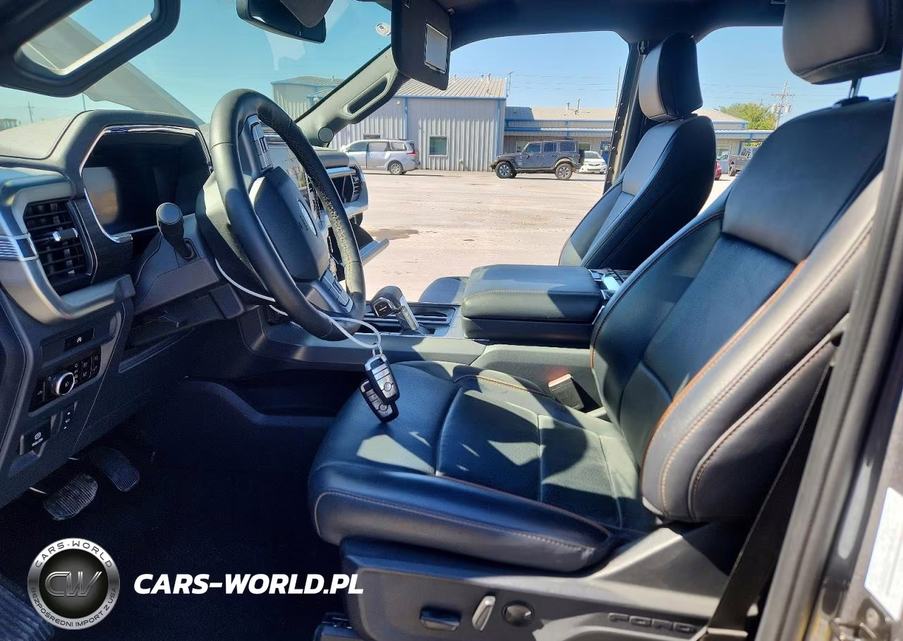 2025 Ford F150 Lariat VIN:1FTFW5L53SKD49223 - 7