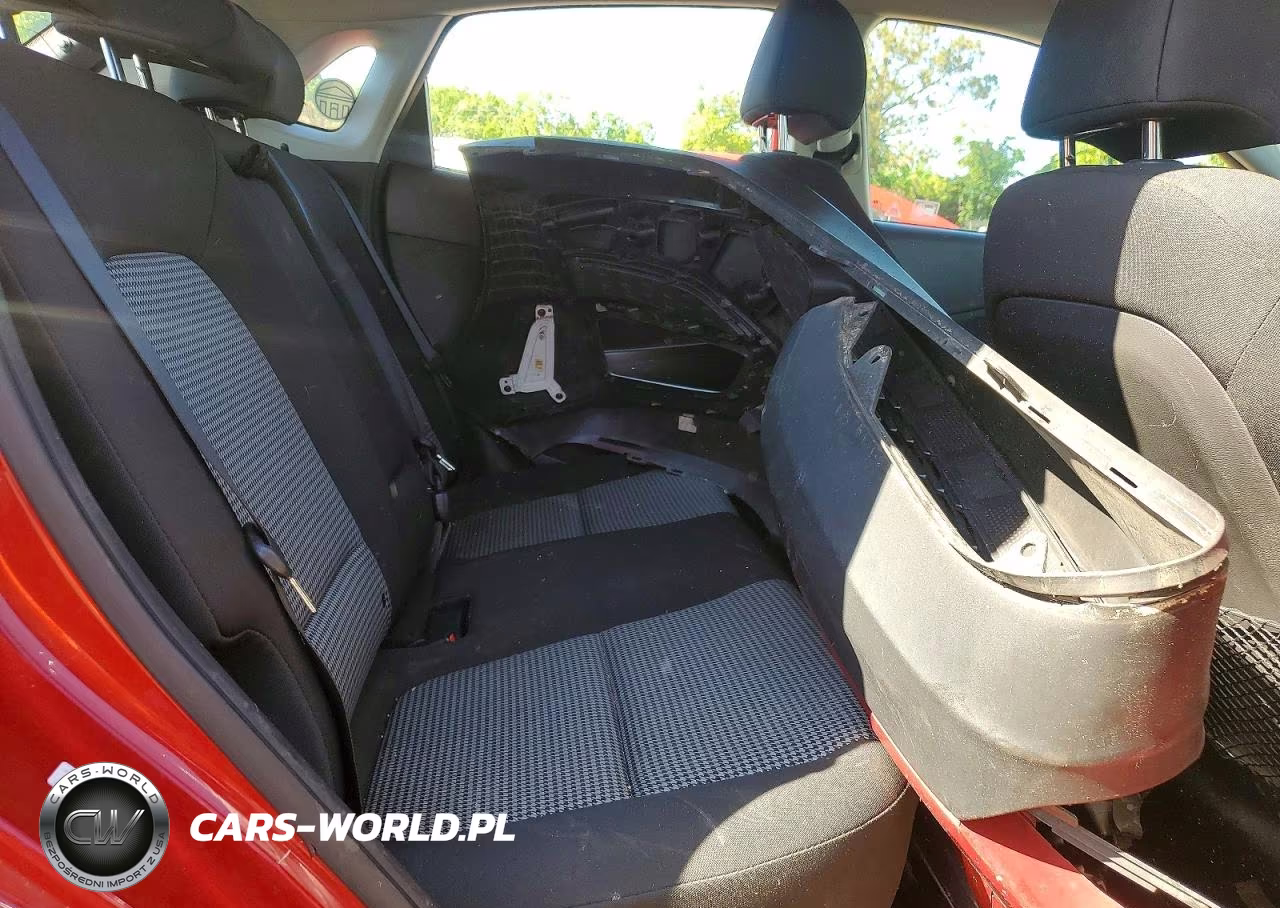 2018 Hyundai Kona Se VIN:KM8K12AA6JU174038 - 11