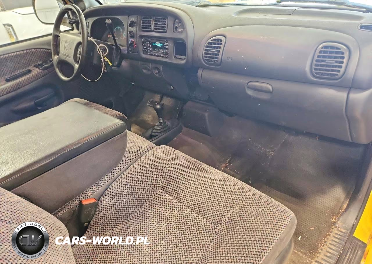 1999 Dodge Ram 1500 VIN:1B7HF13YXXJ605673 - 8