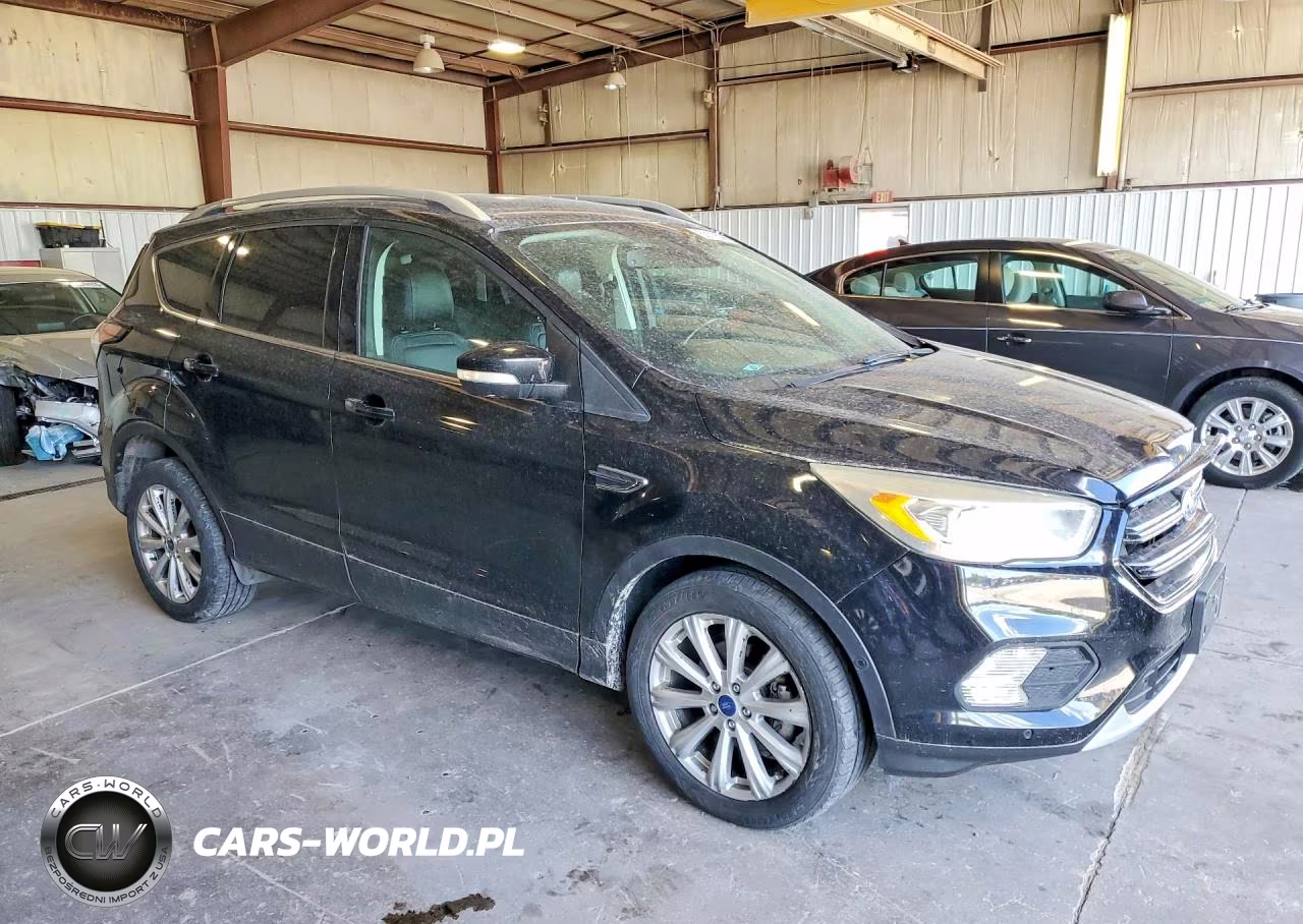 2017 Ford Escape Titanium VIN:1FMCU0JD5HUC52104 - 4