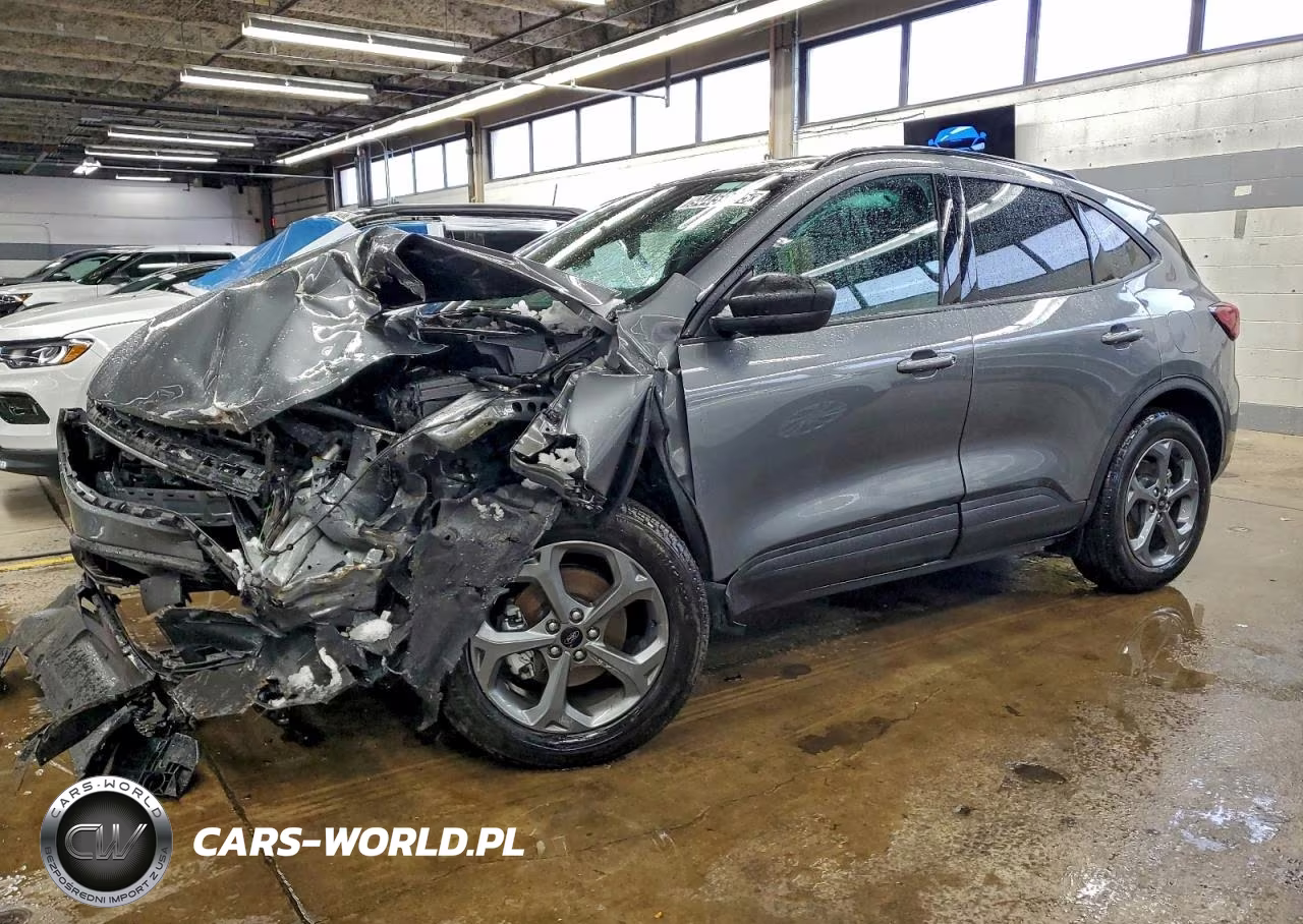 2025 Ford Escape St Line – zdjęcie 1 z 14