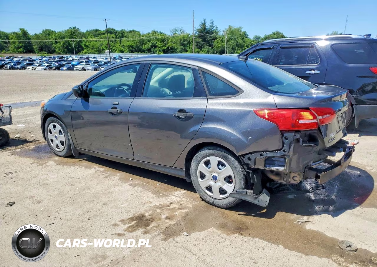 2016 Ford Focus S VIN:1FADP3E20GL211870 - 2