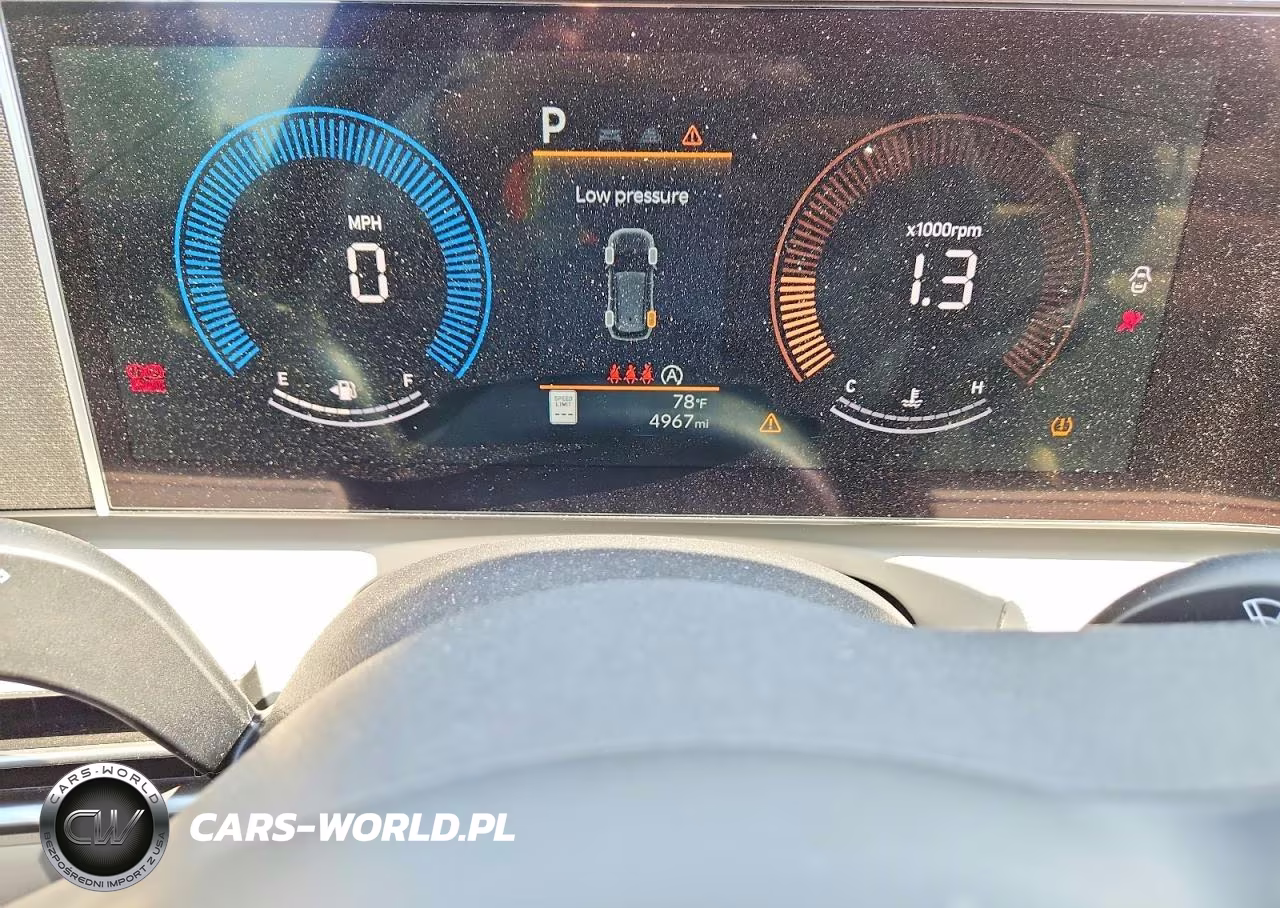 2025 Hyundai Tucson Sel VIN:3KMJB3DE8SE010594 - 9