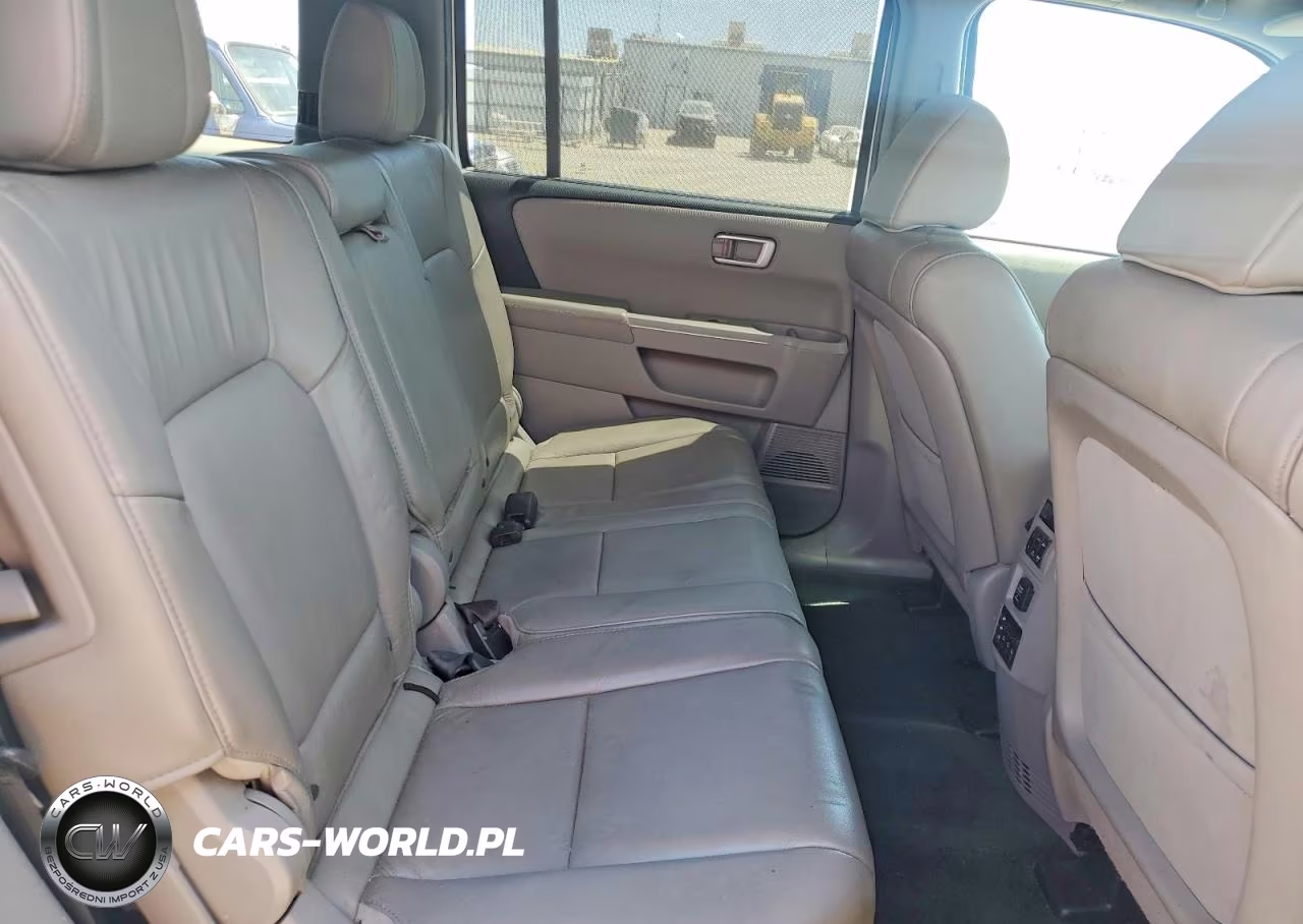 2014 Honda Pilot Touring VIN:5FNYF4H9XEB052143 - 10