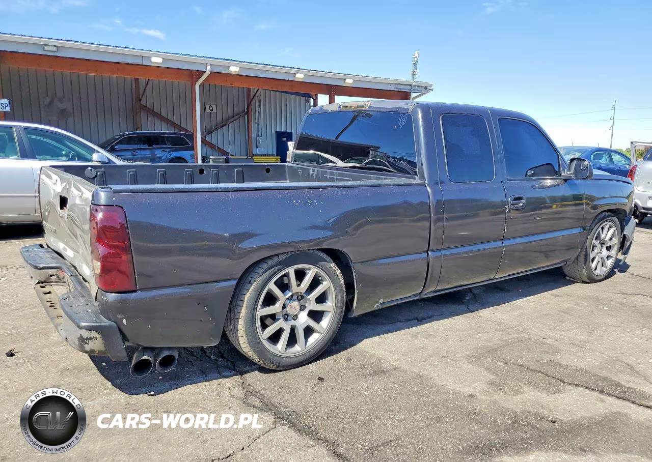 2003 Chevrolet Silverado K1500 VIN:1GCEK19V63E131400 - 3