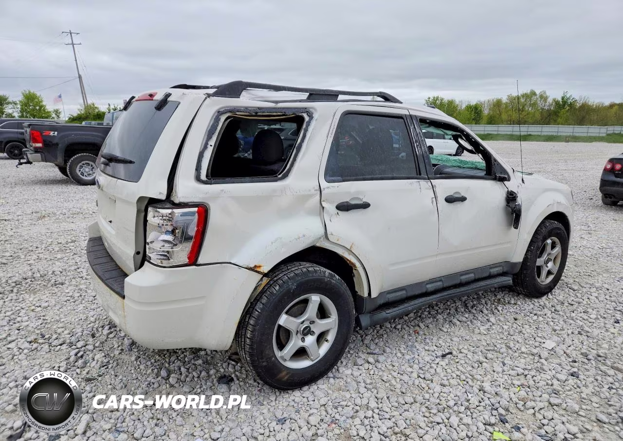 2012 Ford Escape Xlt VIN:1FMCU9D7XCKA46193 - 3