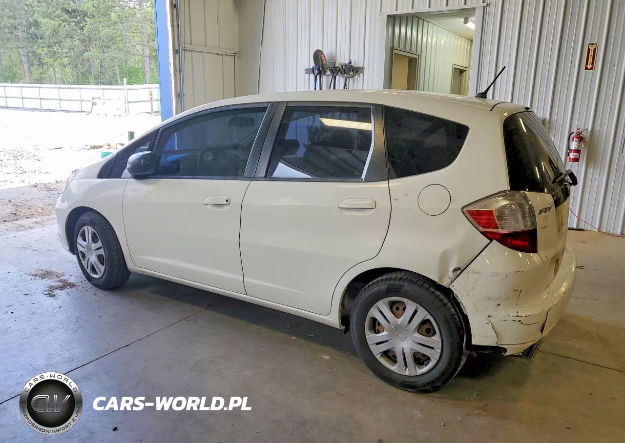 2010 Honda Fit VIN:JHMGE8H2XAS004064 - 2