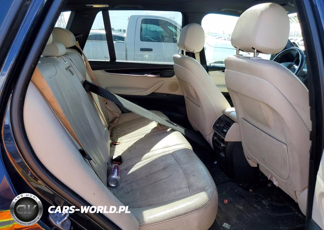 2018 BMW X5 xDrive35I VIN:5UXKR0C50J0X95752 - 10