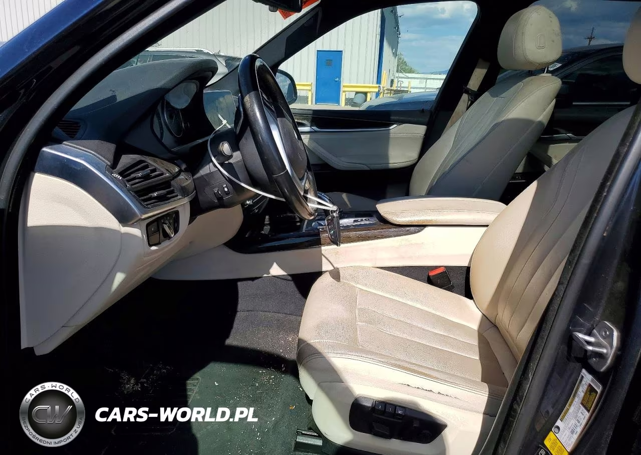 2018 BMW X5 xDrive35I VIN:5UXKR0C50J0X95752 - 7