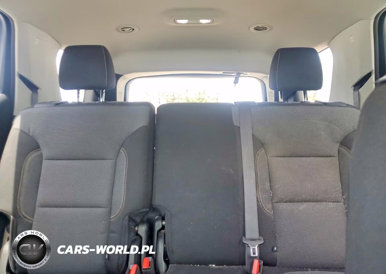 2019 Chevrolet Traverse Ls VIN:1GNERFKW8KJ100433 - 10
