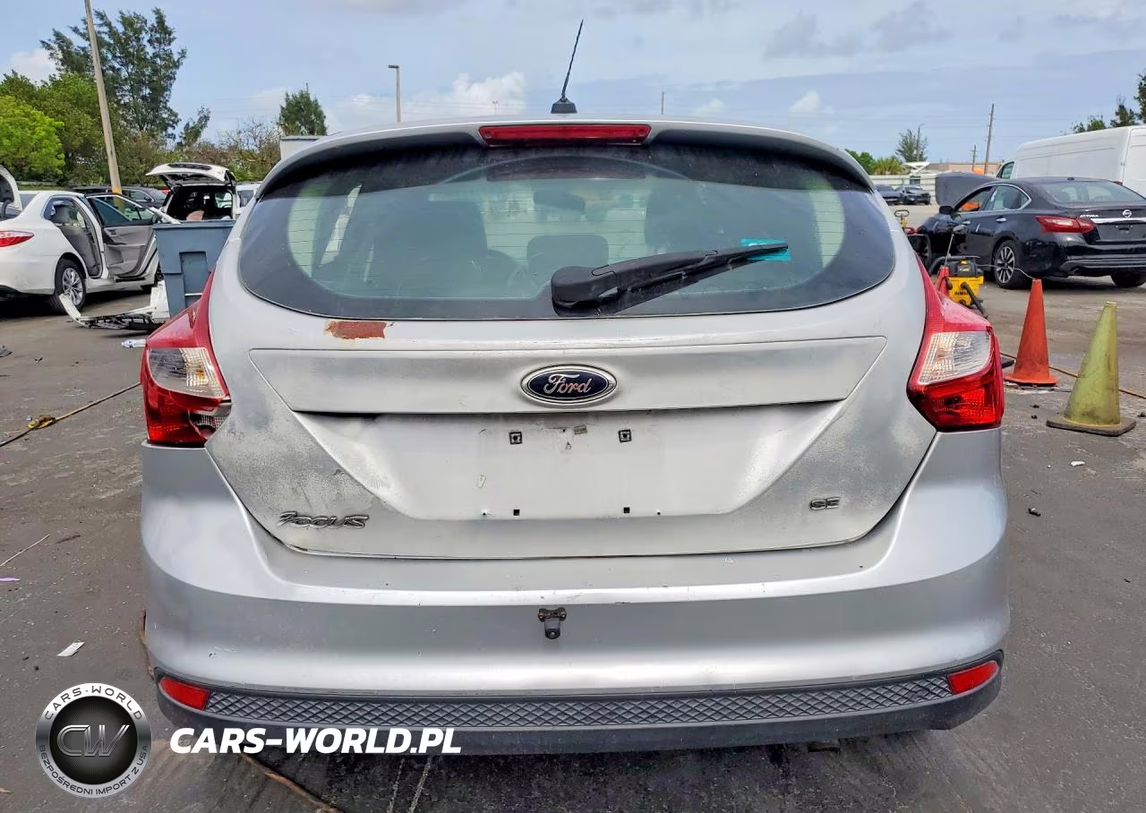 2012 Ford Focus Se VIN:1FAHP3K27CL315305 - 6
