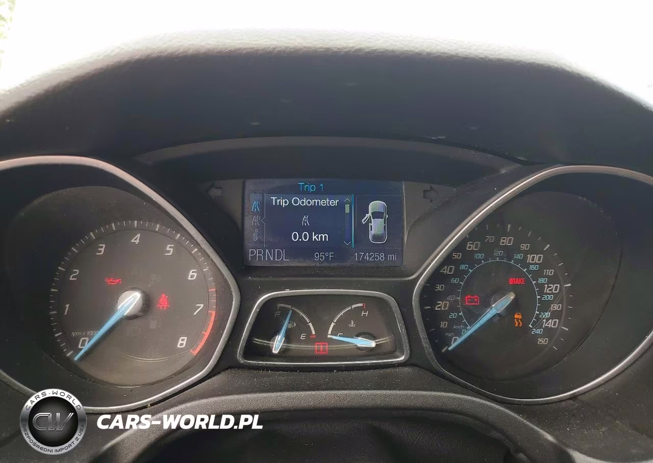 2012 Ford Focus Se VIN:1FAHP3K27CL315305 - 9