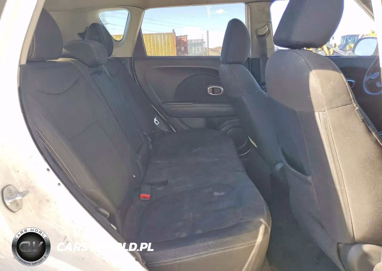 2014 Kia Soul VIN:KNDJN2A24E7052098 - 10