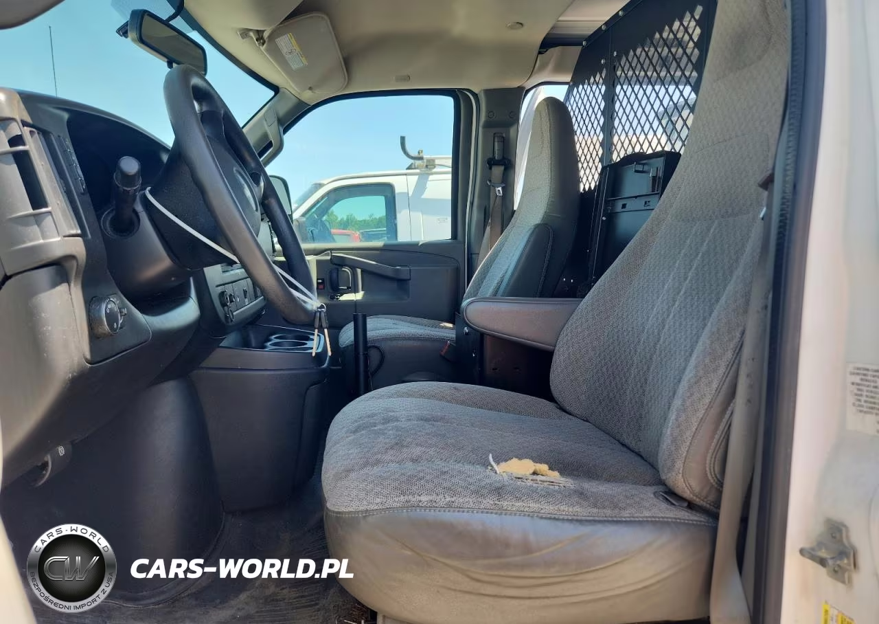 2016 Chevrolet Express G2500 VIN:1GCWGAFF5G1313086 - 7
